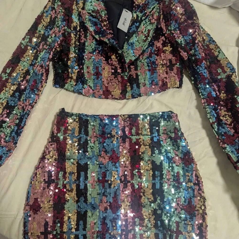 Nasty Gal Sequin Blazer & Skirt - Picture 2 of 2